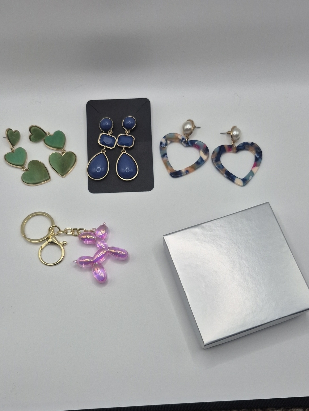 JEWELRY SET (BEAUTIFUL) BOX INCLIDED